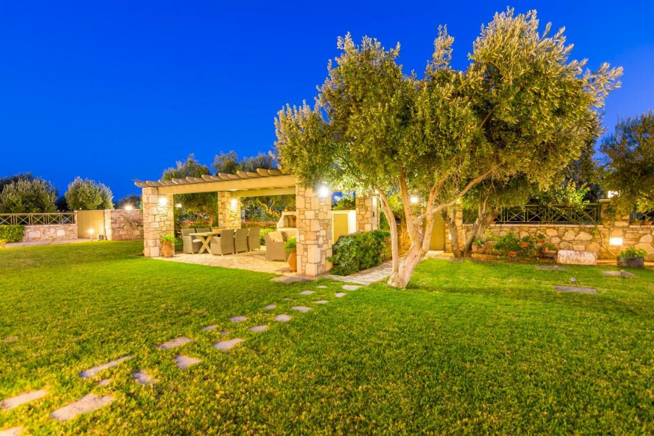 Elaia Villas Pythagóreion Exteriör bild
